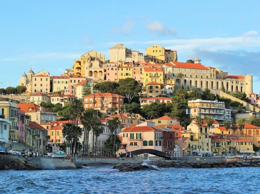 Casa Vista Mare Imperia Exterior foto