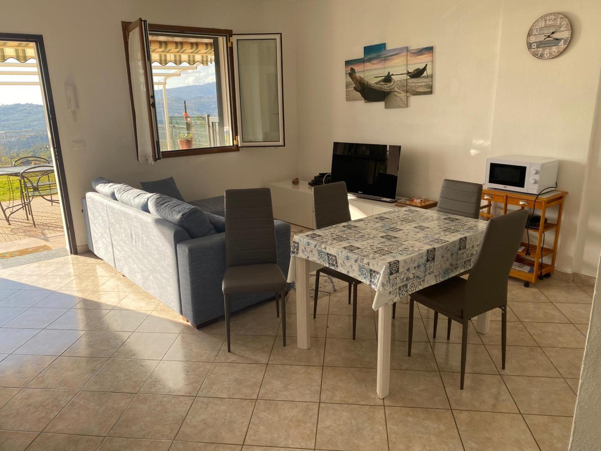 Casa Vista Mare Imperia Exterior foto
